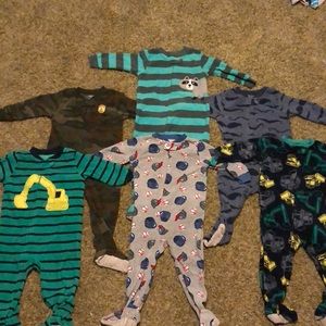 Lot of 6 boys fleece footed pajamas- 18 months